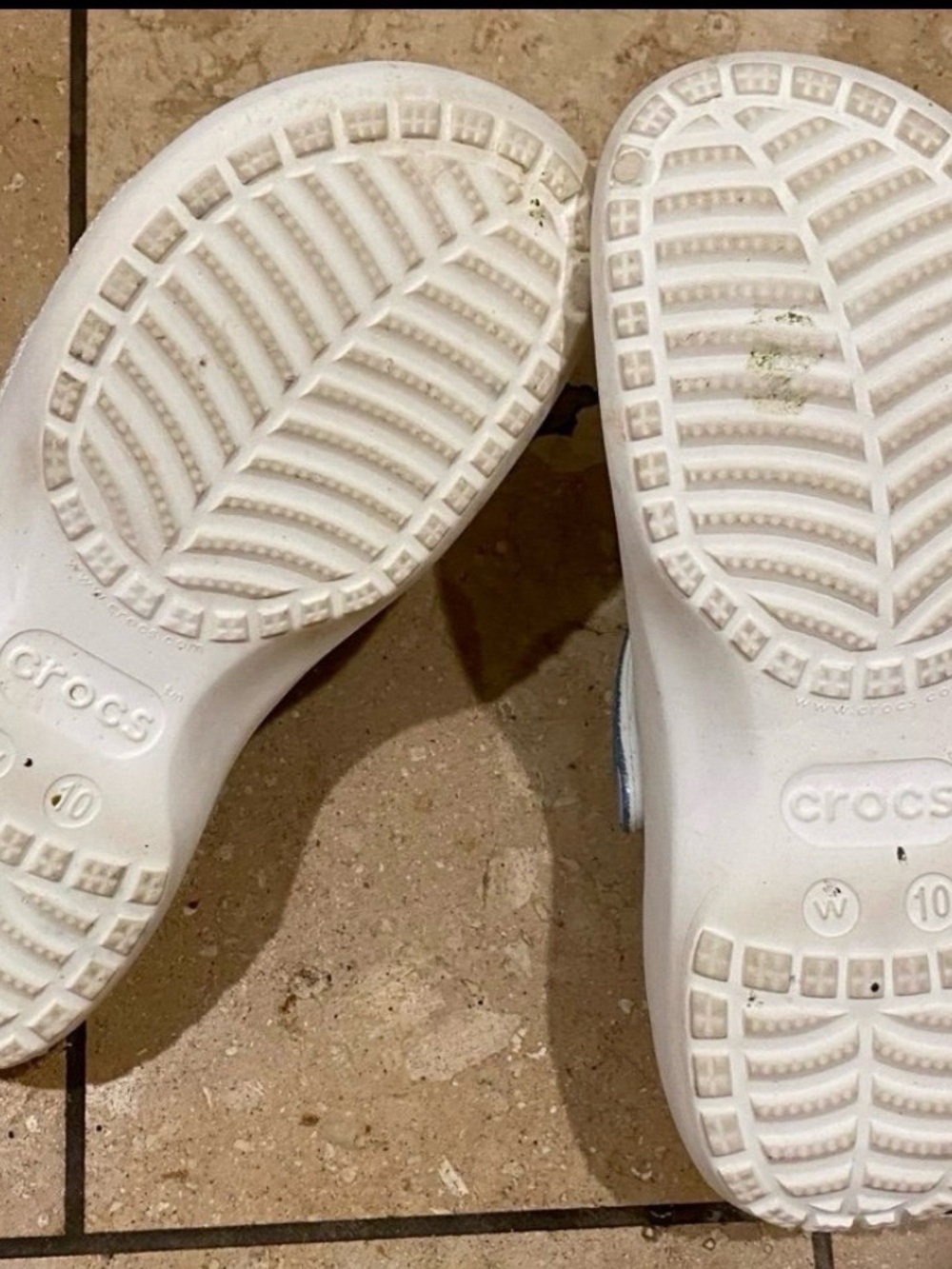 CROCS Women Sparkle Gradient Clogs - White & Blue with Frozen Charms Disney - Picture 4 of 4